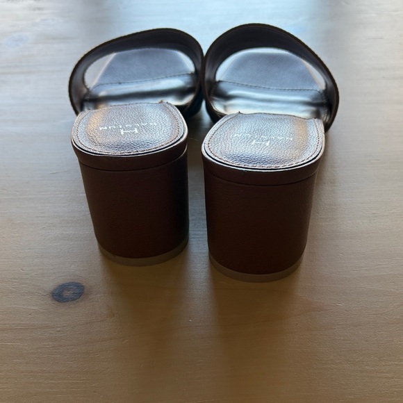 H by Halston slides - Picture 3 of 6